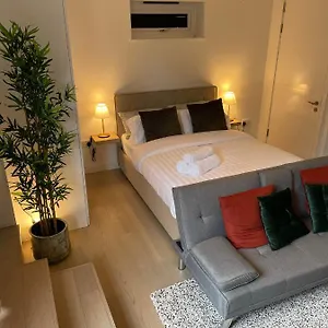 https://studio-house.brighton-hotels-england.com