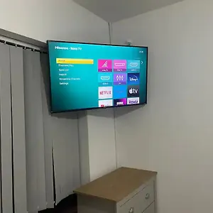 https://victoria-mews-hoxton-shoreditch-h1.cambridgehotelsuk.com